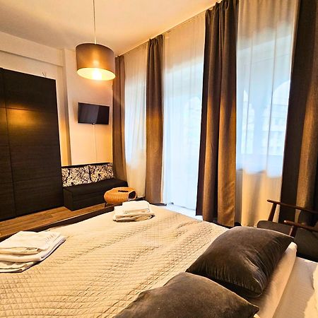 Amzei Studios & Suites Bucureşti Ngoại thất bức ảnh