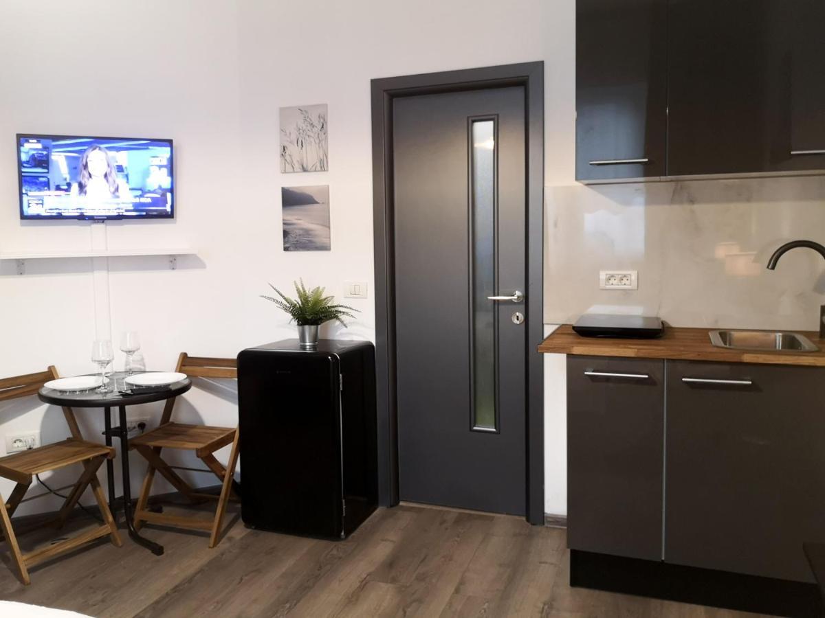 Amzei Studios & Suites Bucureşti Ngoại thất bức ảnh